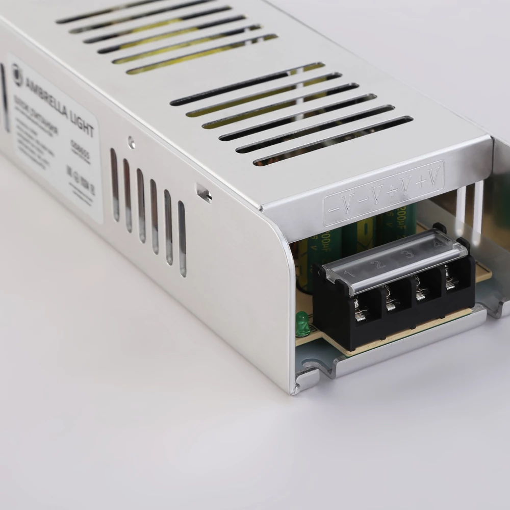 Блок питания с EMC для светодиодной ленты 12V 250W 20,8A IP20 185-260V 223*67*40 GS8655 GS8655 блок питания 12V 250W 20.8A IP20 185-260V EMC 223*67*40 - Viokon.com
