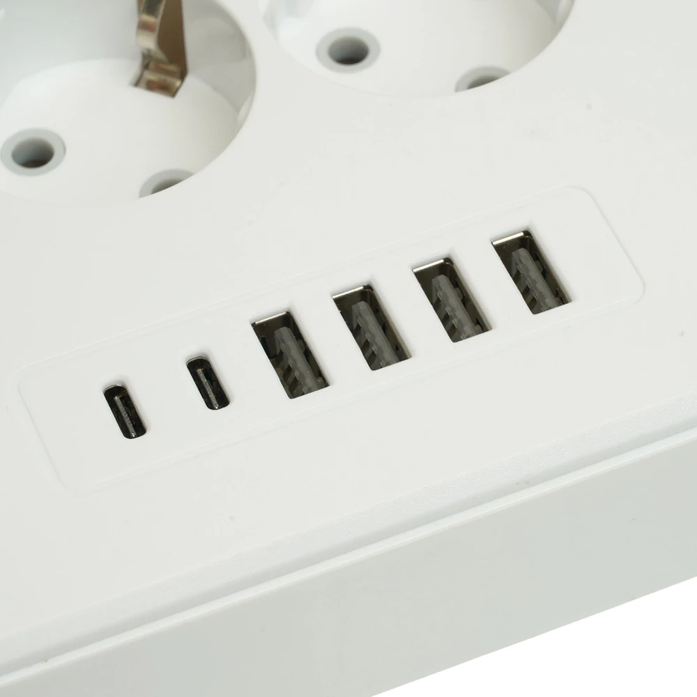 Удлинитель 3-местный c/з 3x1 мм2, 1,8 м, 250В, 10А, 4USB+2Type-C 2,4А, серия Home plus, белый STEKKER HM09-36-02 (49972) - Viokon.com