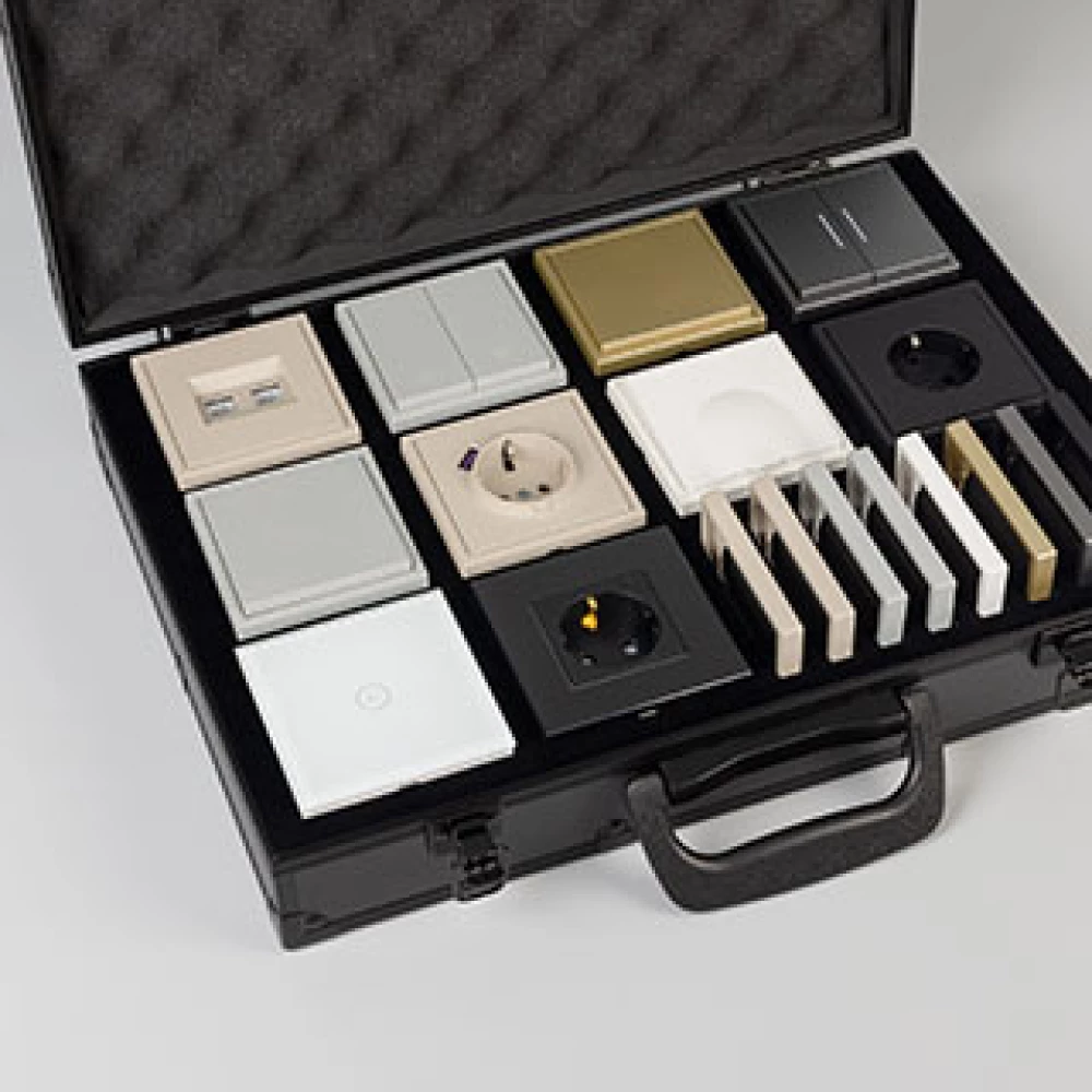 Демо-кейс WRA-CASE-MTL2-BK-V8 (NOBE, OMALI) (Arlight, Металл) 063209 - Viokon.com