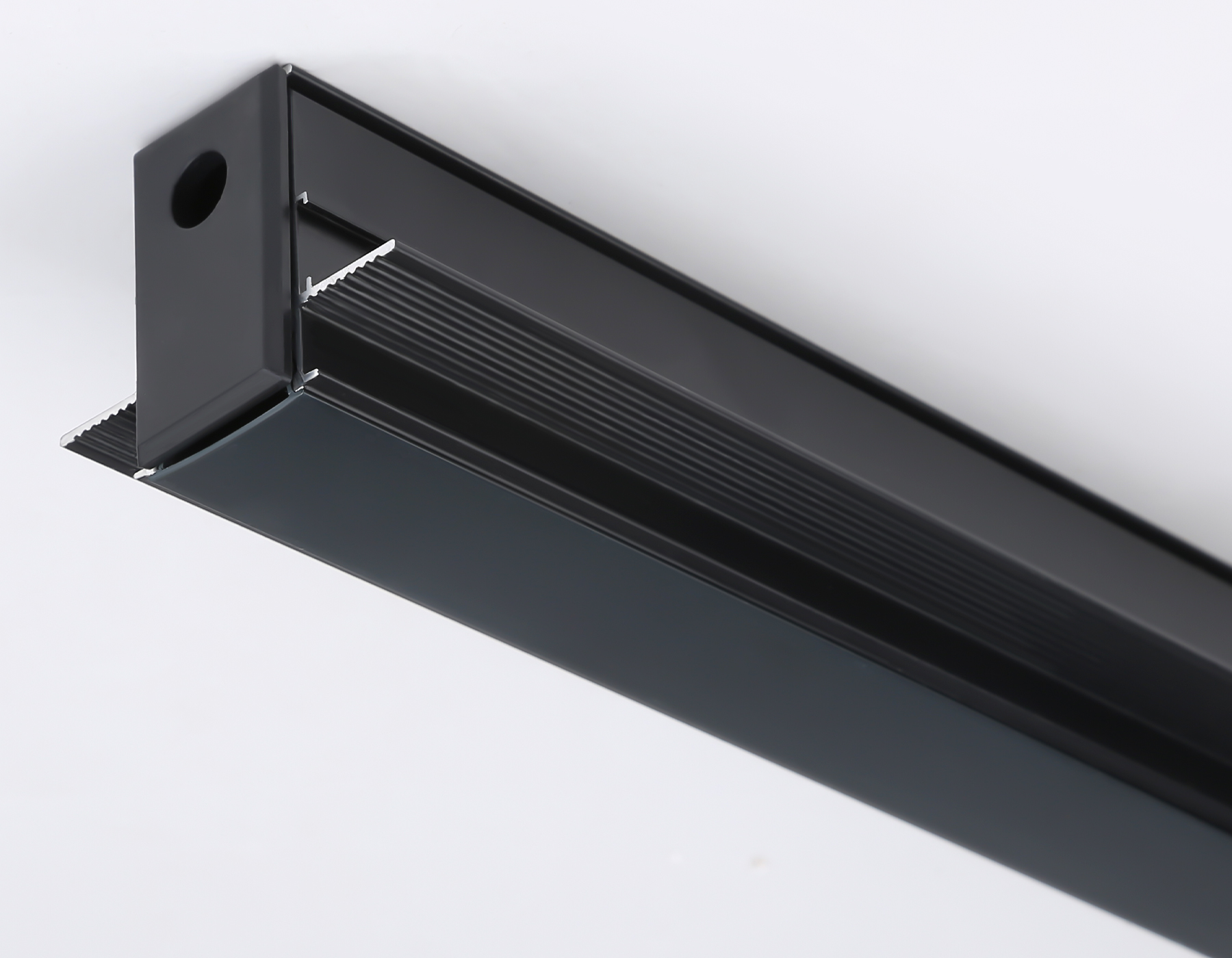 Шинопровод низковольтный встраиваемый Magnetic GL3339 BK черный IP20 48V 3000*60*46.8 - Viokon.com