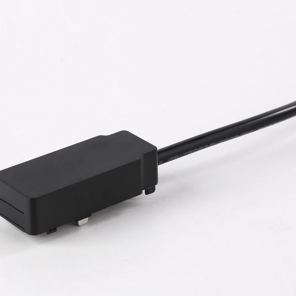 Ввод питания для шинопровода Magnetic Ultra Slim GV1262 BK черный ввод питания для шинопровода IP20 48V 60*26*16 - Viokon.com