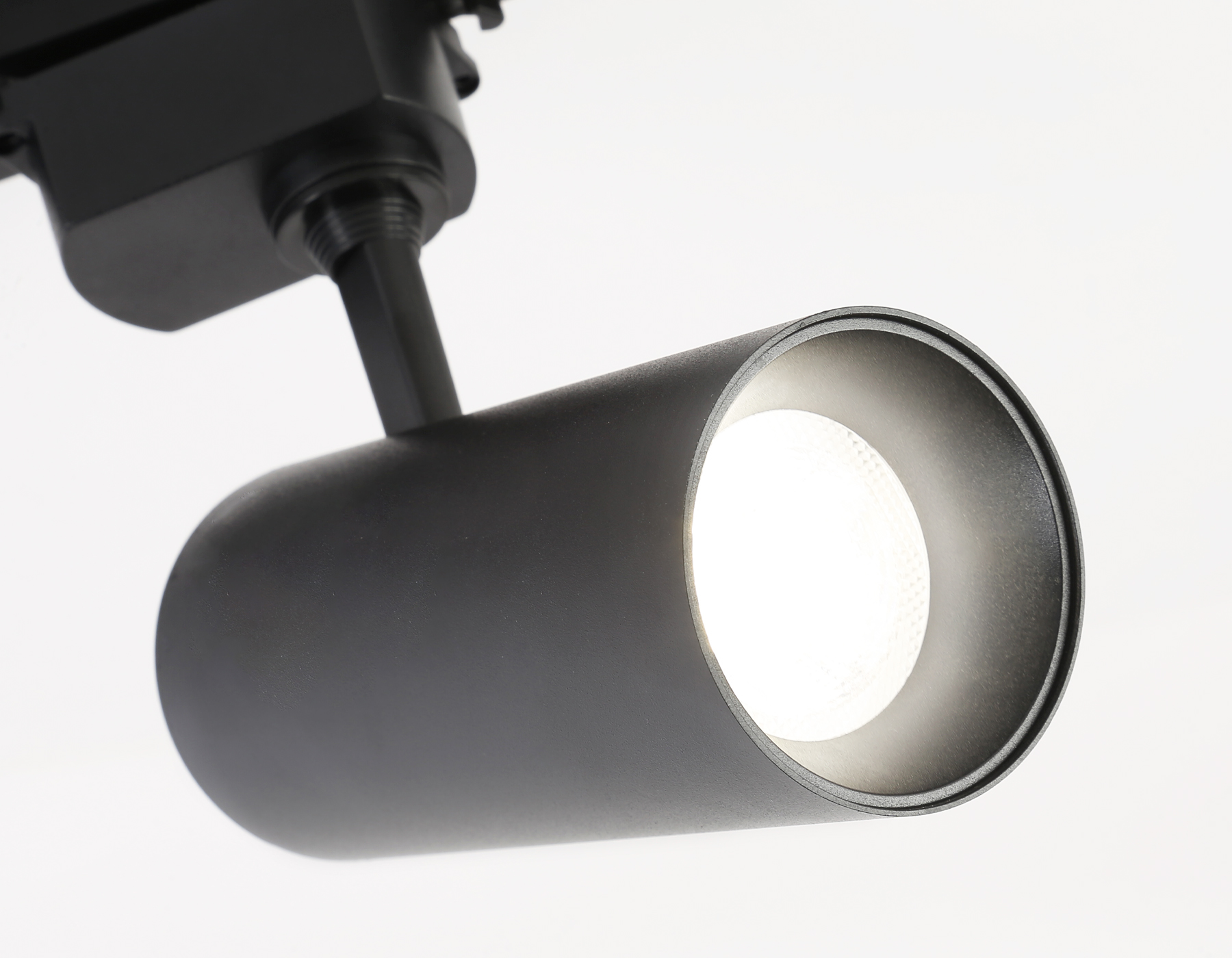 Трековый светодиодный светильник GL5828 BK черный LED 15W 4200K 24° - Viokon.com