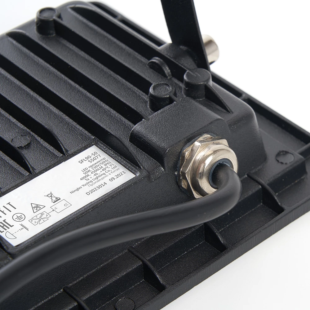 Светодиодный прожектор SAFFIT SFL90-50 IP65 50W 4000K черный (55077) - Viokon.com