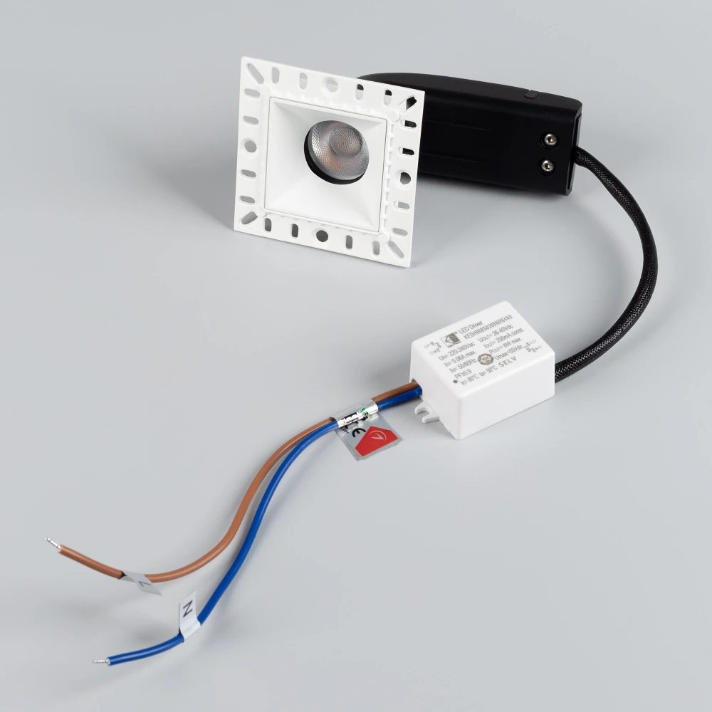 Светильник MS-RIALTO-TRIMLESS-S40x40-9W Day4000 (WH, 36deg, 230V) (Arlight, IP20 Металл, 5 лет) 048327 - Viokon.com