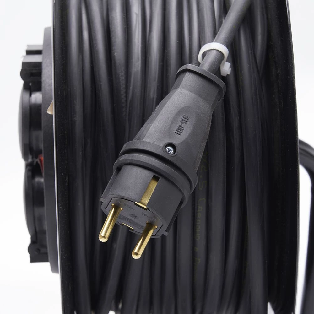 Удлинитель на металлической катушке Stekker PRF01-41-30, 30м, 4 гнезда с/з, 3*2,5, черный, серия Professional (УХз-16) (39221) - Viokon.com