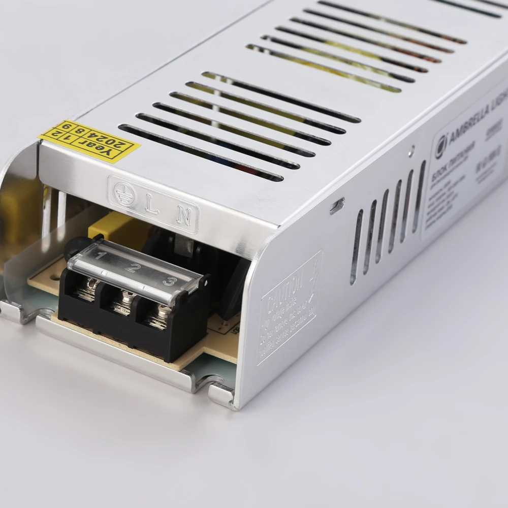 Блок питания с EMC для светодиодной ленты 12V 250W 20,8A IP20 185-260V 223*67*40 GS8655 GS8655 блок питания 12V 250W 20.8A IP20 185-260V EMC 223*67*40 - Viokon.com