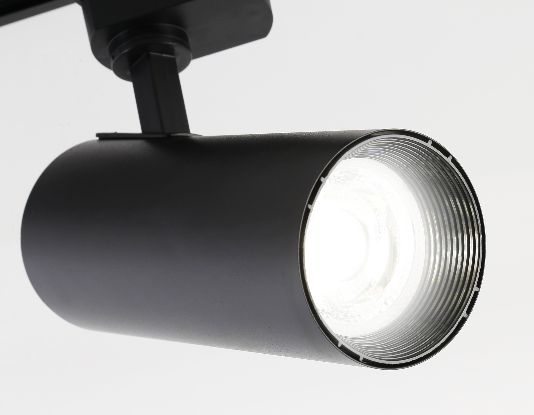 Трековый светодиодный светильник GL5829 BK черный LED 24W 4200K 24° - Viokon.com