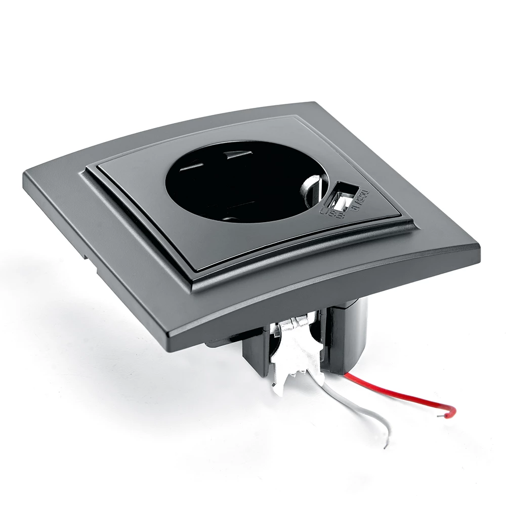 Розетка 1-местная c/з и с USB STEKKER, PST16-9011-03, 250В, 16А, с защитной шторкой, серия Эрна, черный (39480) - Viokon.com