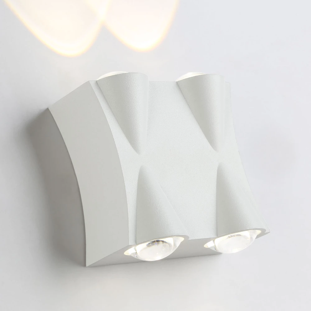 Уличный настенный светодиодный светильник IP54 ST4482/4 WH белый LED 4200K 4W IP54 90*80*45 - Viokon.com