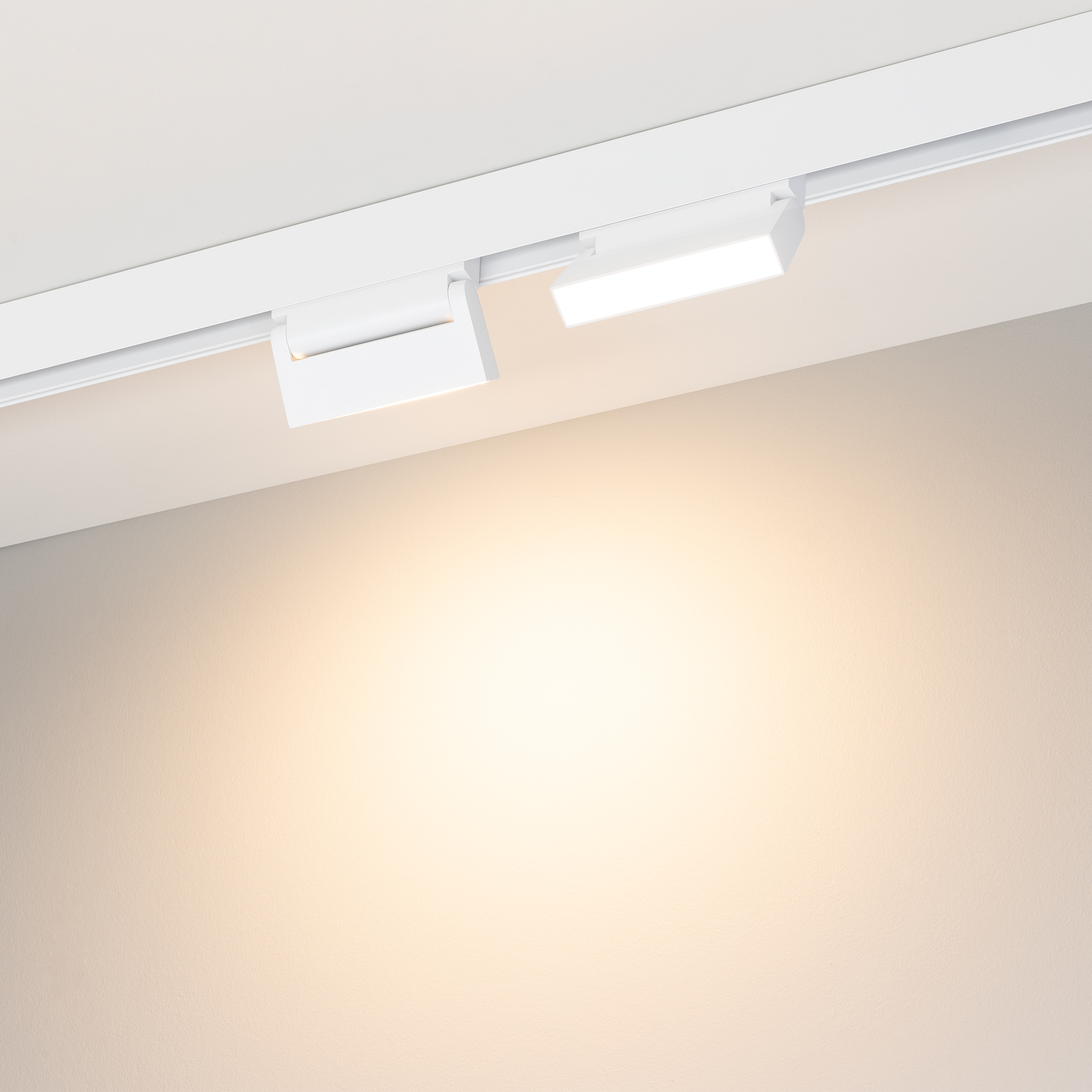 Светильник MAG-ORIENT-FLAT-FOLD-S195-6W Warm3000 (WH, 80 deg, 48V) (Arlight, IP20 Металл, 5 лет) - Viokon.com