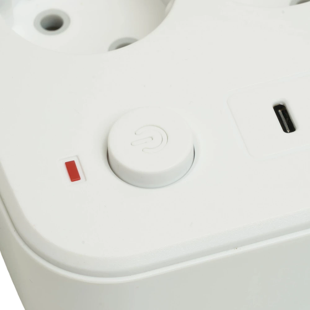 Удлинитель 3-местный c/з 3x1 мм2, 1,8 м, 250В, 10А, 4USB+2Type-C 2,4А, серия Home plus, белый STEKKER HM09-36-02 (49972) - Viokon.com